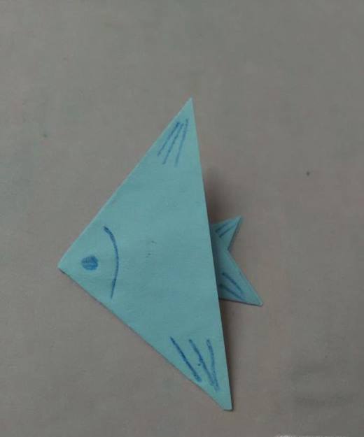 折纸小鱼怎么折